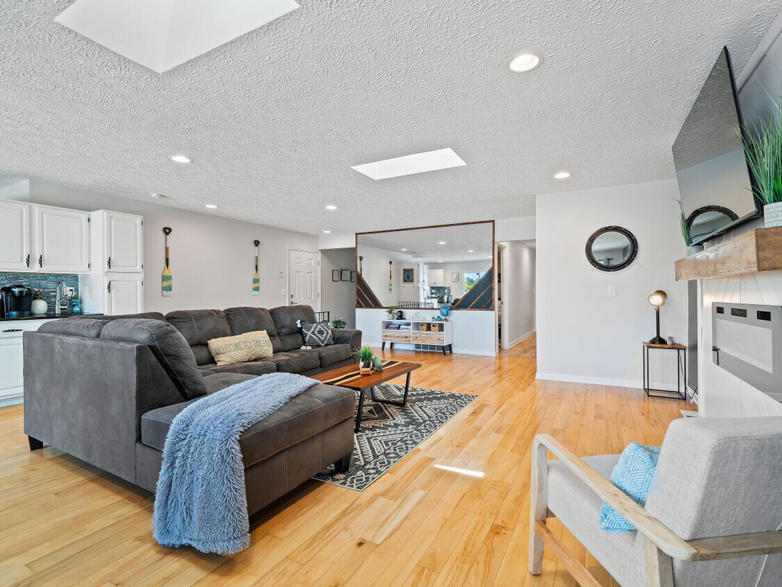 Foto principal - 3581 Mong Ave