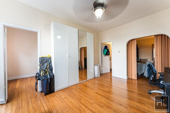 Foto del edificio - 4 AVENUE