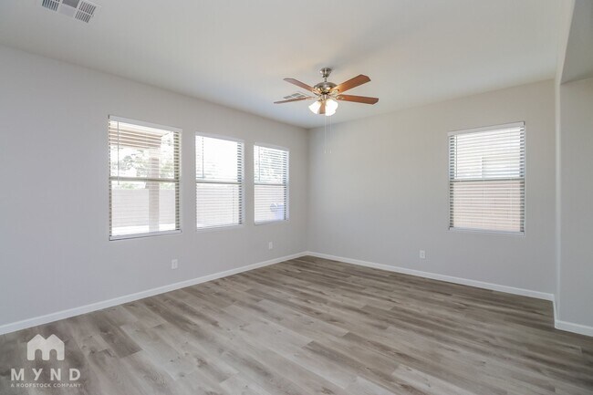 Foto del edificio - 1635 S Starling Dr