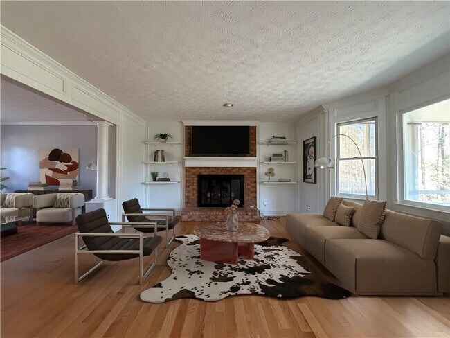 Foto del edificio - 461 Berry Patch Ln