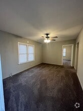 Building Photo - 2108 Echols St