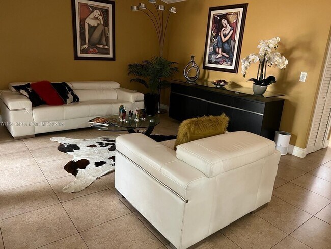 Foto del edificio - 6422 SW 133rd Pl