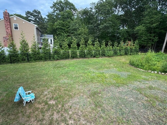 Building Photo - Spacious 3 Bedroom Single Family Rental - ...