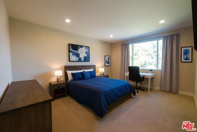 Building Photo - 14412 Killion St