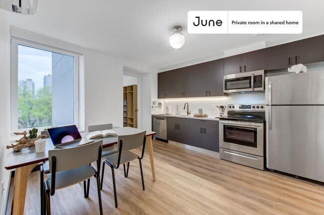 Foto del edificio - Brand Private ROOM in Williamsburg