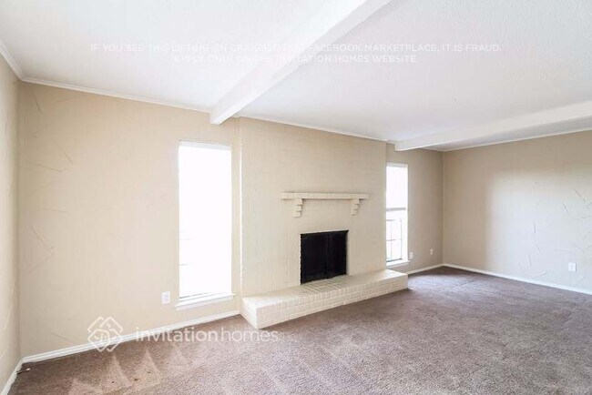 Building Photo - 518 Futrelle St
