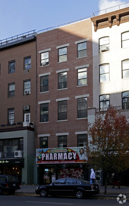 Foto del edificio - 215 W 14th St