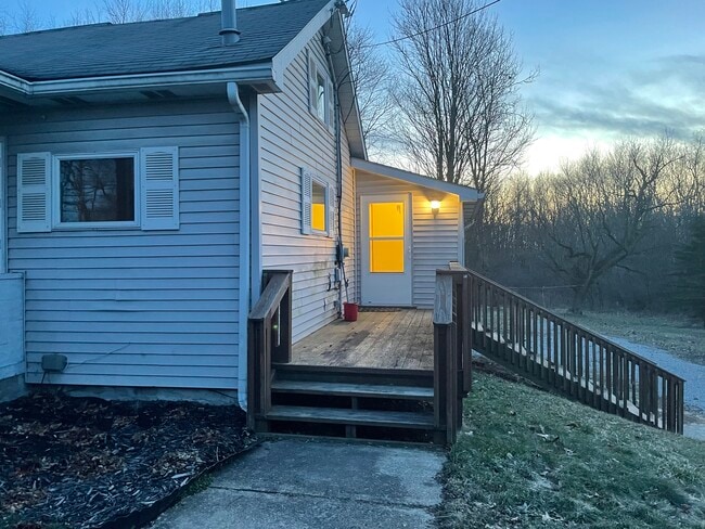 Side deck and entrance - 315 East Brady Rd