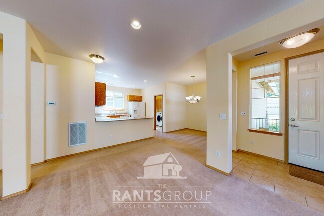 Building Photo - Cute Rambler in Lacey's Jubilee, a premier community for active seniors! MUST BE 55+