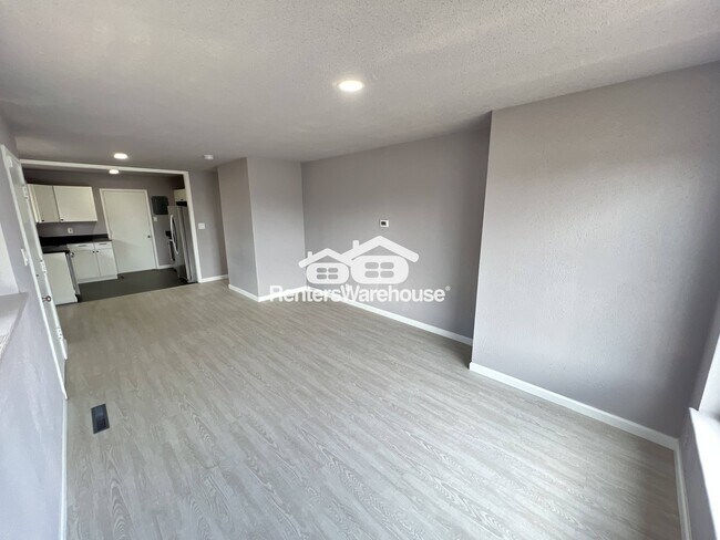 Foto del edificio - 3525 Forest St