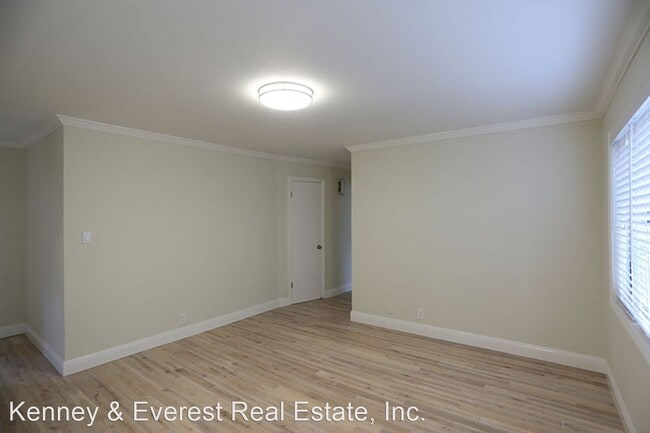Building Photo - 1 br, 1 bath House - 400 Orange #105