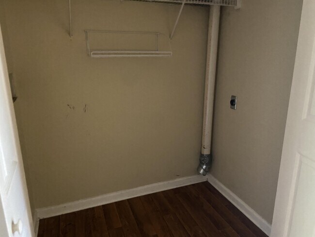 Foto del edificio - 509 University Dr