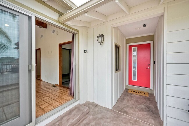 Foto del edificio - Charming 4-Bedroom Home in Bay Park — Move-In Special!!!