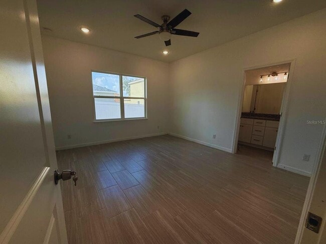 Building Photo - 432 Cierra Oaks Cir