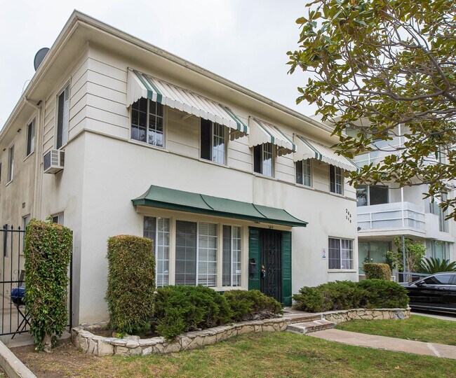 Foto del edificio - 244 S Doheny Dr