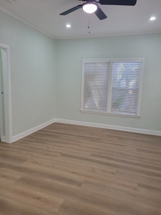 Building Photo - Sunfield Properties