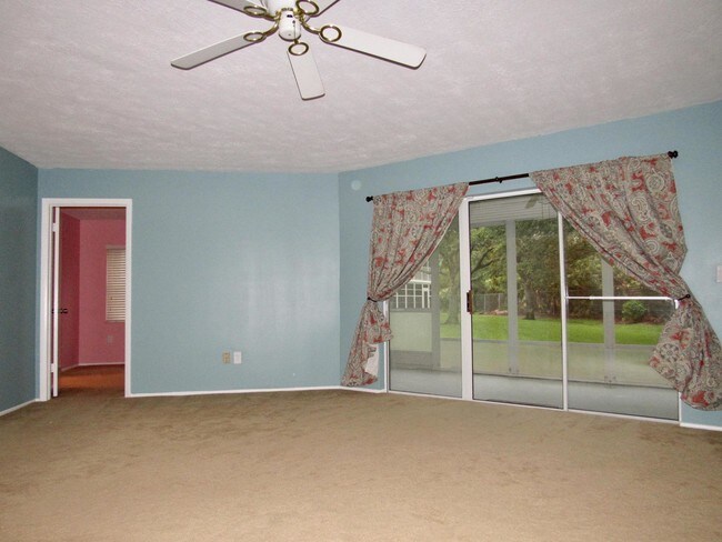 Foto del edificio - 3260 SE Aster Lane 142