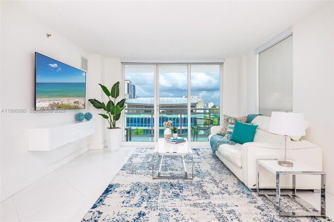 Foto del edificio - 6917 Collins Ave