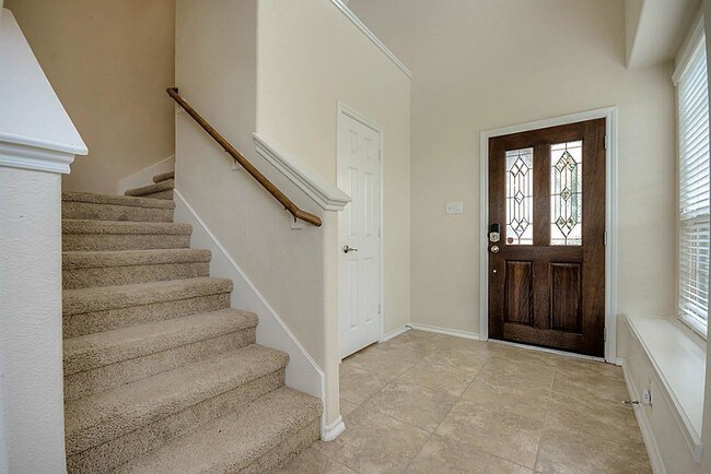 Building Photo - 6434 Haywards Crossing S Cir