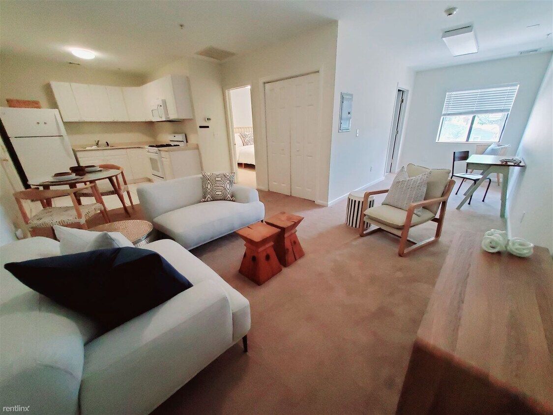 Foto del edificio - 1 br, 1 bath Condo - 29 Parker Ave