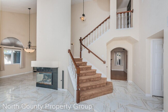 Building Photo - 3 br, 2.5 bath House - 1995 Casablanca Ct
