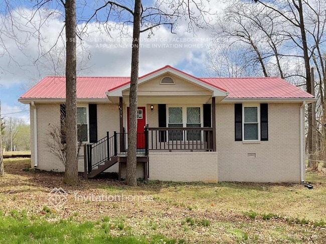 Building Photo - 513 Anderson Ave