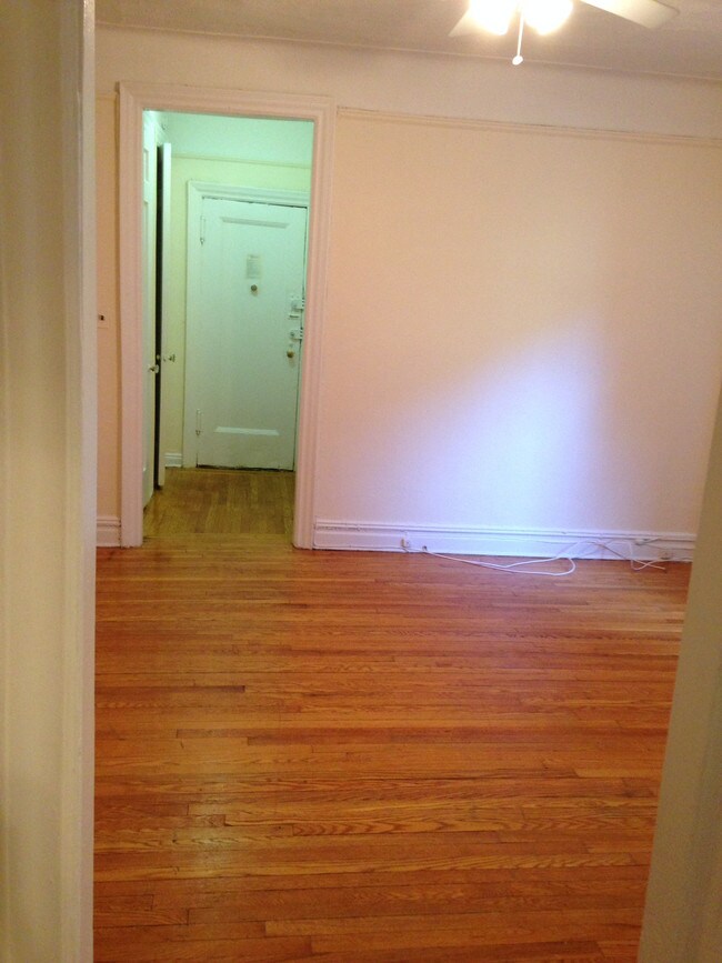 Building Photo - 35 Orange St