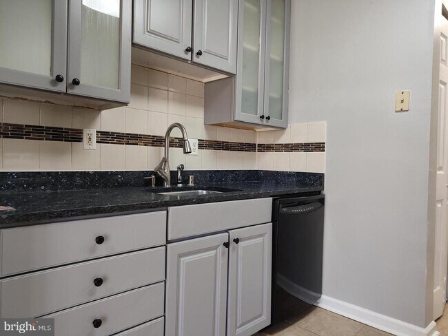 Foto del edificio - 9714 Whiskey Run