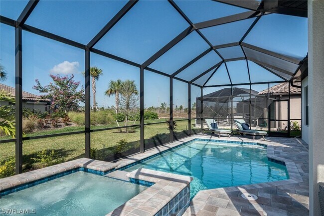 Building Photo - 9451 Montelanico Loop