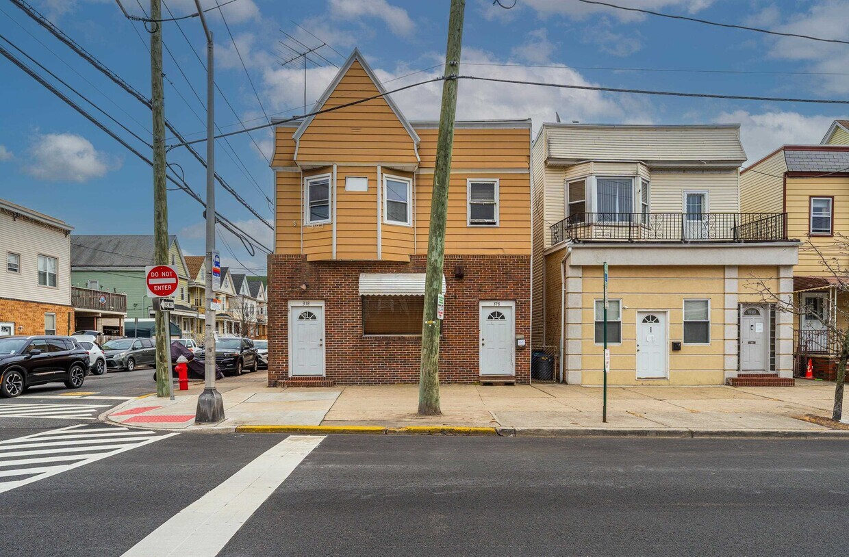 Foto principal - 378 Avenue C