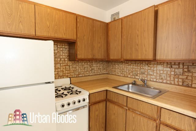 Foto del edificio - 739 W Belmont Ave