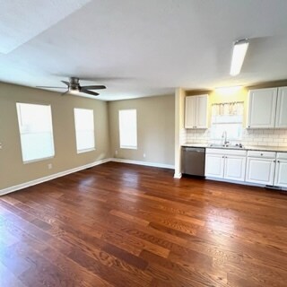 Foto del edificio - 2012 Battle Row