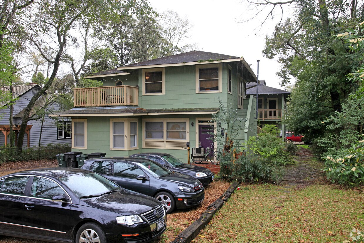 Foto del edificio - 507 E College Ave