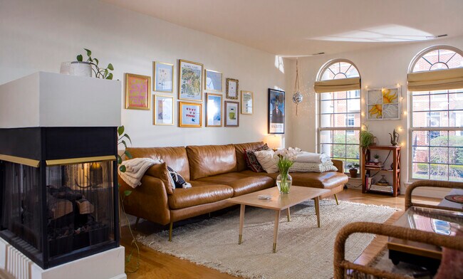 Sala de estar 1 - 1388 Ashford Ct