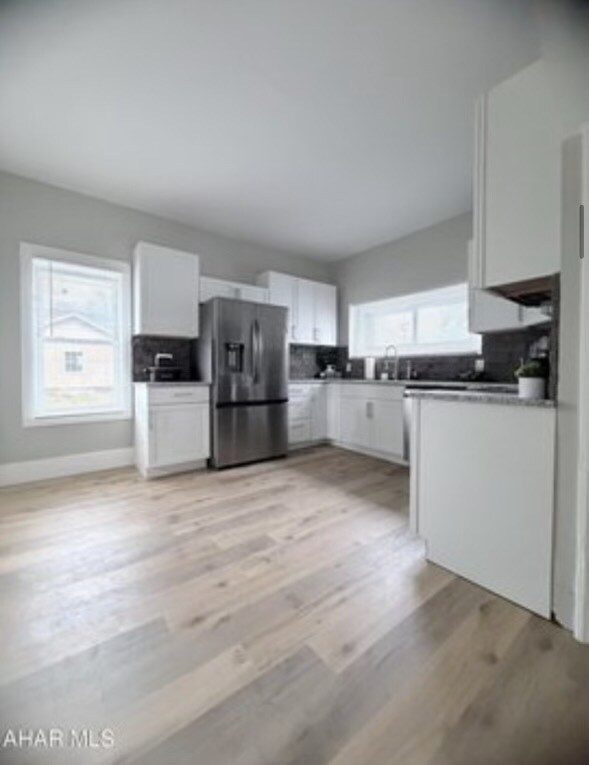 Foto del edificio - 5360 E Pleasant Valley Blvd