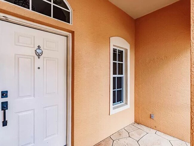 Foto del edificio - ***3BED/2BATH***ANNUAL RENTAL***POOL HOME*...