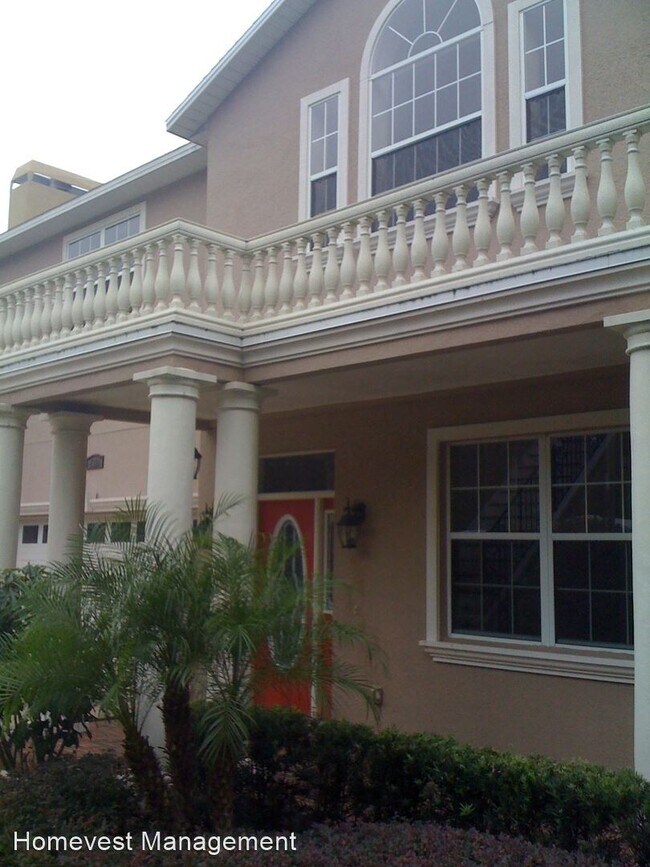 Foto del edificio - 3 br, 3 bath House - 1328 Belgrade Avenue