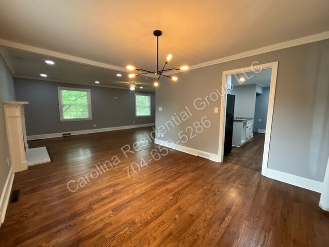 Building Photo - 4400 Freedom Dr