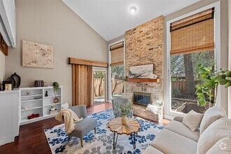 Building Photo - 8303 Summerwood Dr