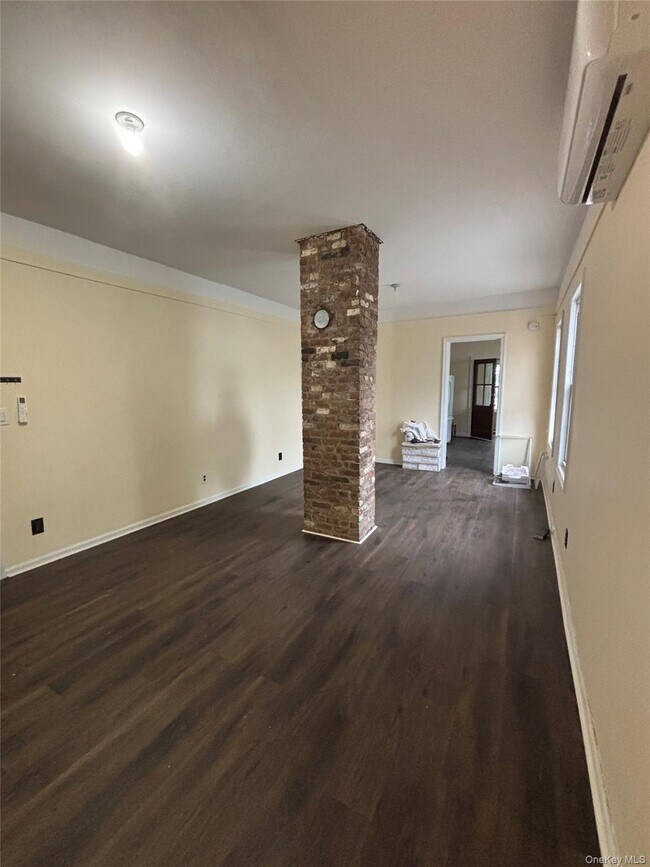 Foto del edificio - 248 Sommerville Pl