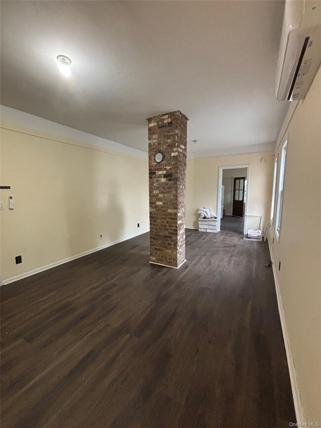 Building Photo - 248 Sommerville Pl