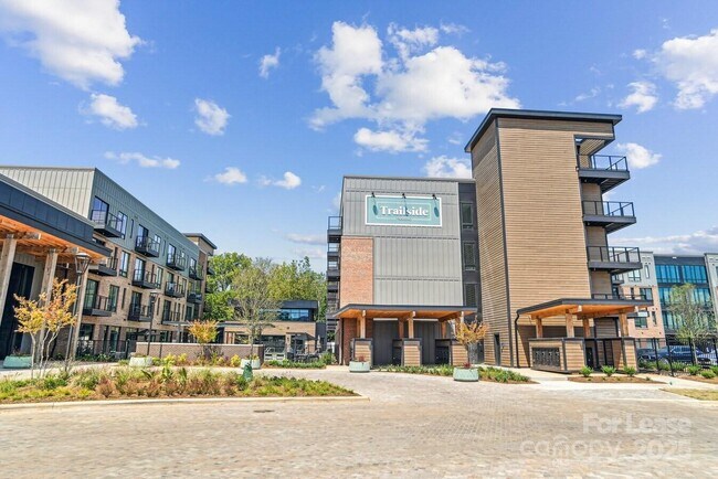 Foto del edificio - 1028 Stitch Bnd Wy
