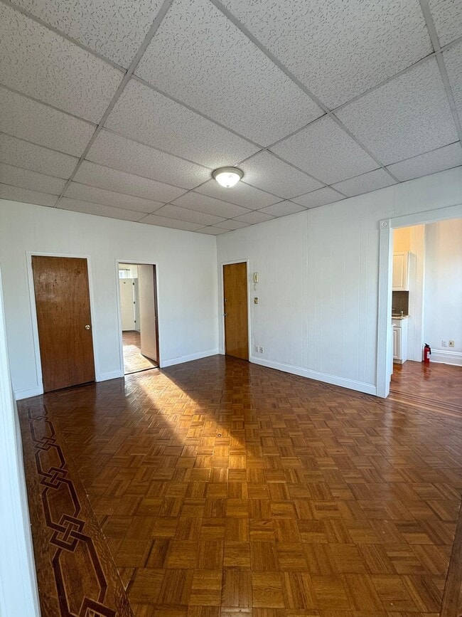 Foto del edificio - 207 Jewett Ave