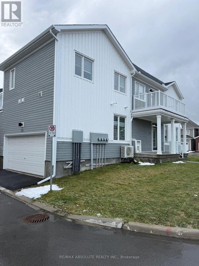 Building Photo - 506 Oldenburg Ave