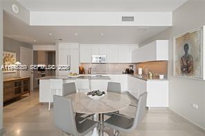 Foto del edificio - 68 SE 6th St