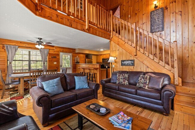 Building Photo - 1652 Raccoon Den Way