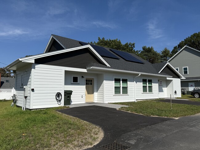 Photo - 42 O'Neil St Townhome