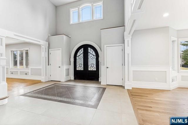 Building Photo - 25 Jones