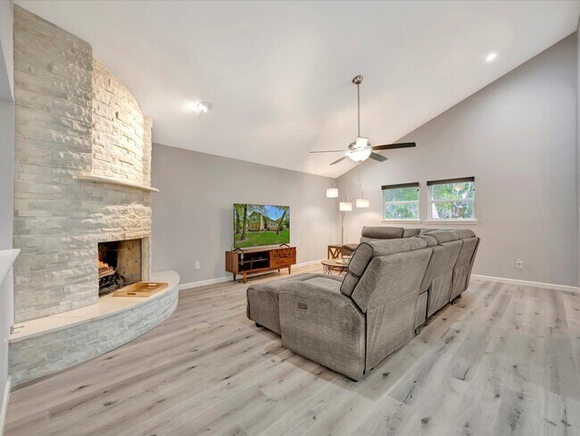 Foto del edificio - 5346 Apple Blossom Ln