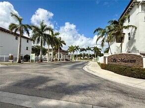 Building Photo - 8960 NW 97th Ave